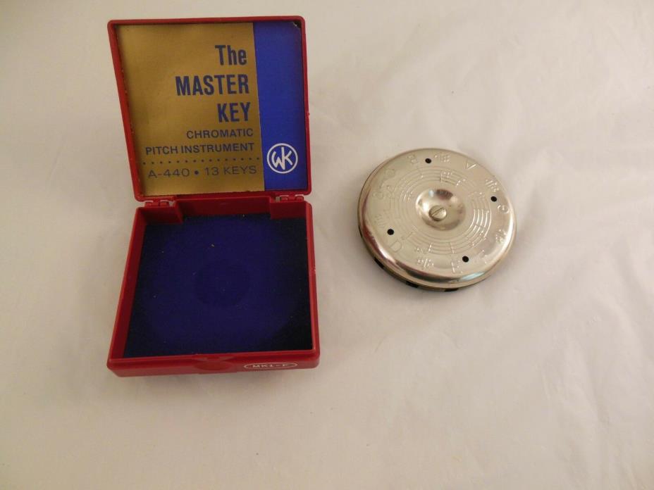 Vintage Master Key Chromatic Pitch Instrument