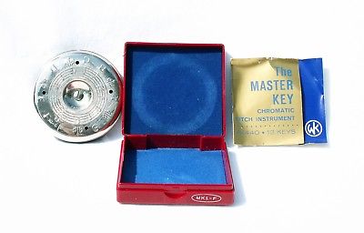 The Master Key Chromatic Pitch Instrument A-440~13 Keys  Wm. Kratt Co. ~ MK1-F