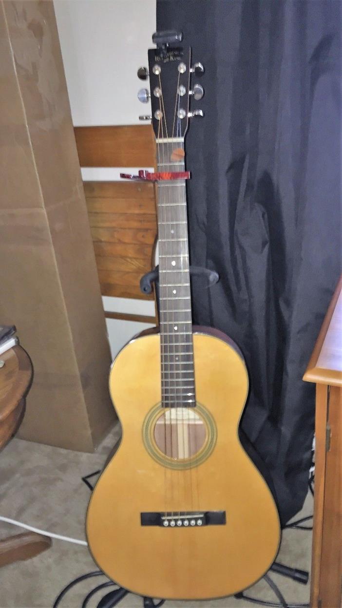 Recording King RP-10 0-Style Acoustic Guitar w/Deluxe Hardshell Case