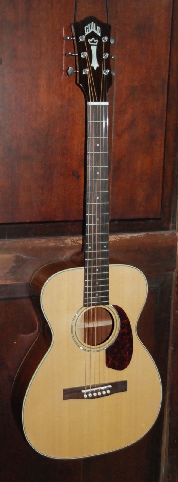Guild M-140 Concert Size Steel String Acoustic Guitar w/ Polyfoam Case