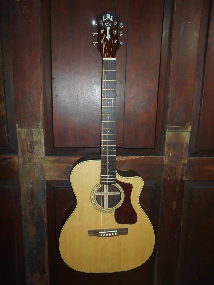 Guild OM-150CE Acoustic Orchestra Steel String Guitar w/ Polyfoam Case