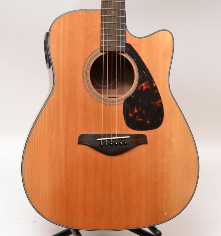 Yamaha FGX700SC Folk Solid Spruce Top Natural Acoustic Electric Guitar W/ BAG