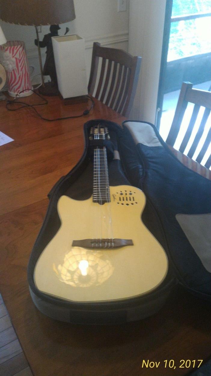Left Handed LH Lefty Godin Multiac SA w/ Gigbag Synth Classical Nylon Guitar