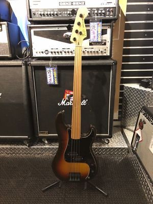Used - Vintage 1978 Fender Precision Fretless Bass