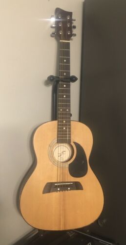 First Act Acoustic Guitar - Premium Wood Finish - MG394