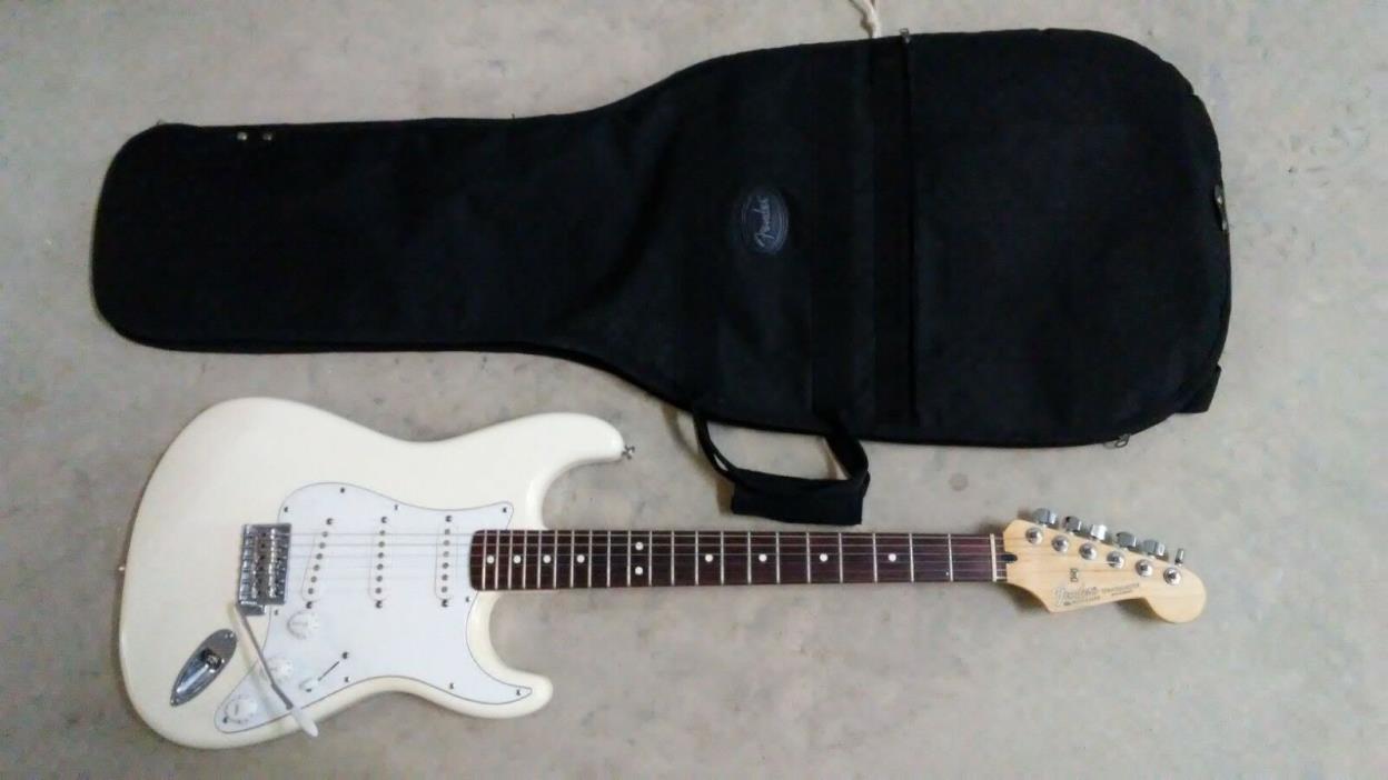 2007 Fender Stratocaster Electric Guitar Mexico Made White Strat MIM