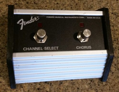 Make Offer Fender 2-Button Channel/Chorus footswitch M-80