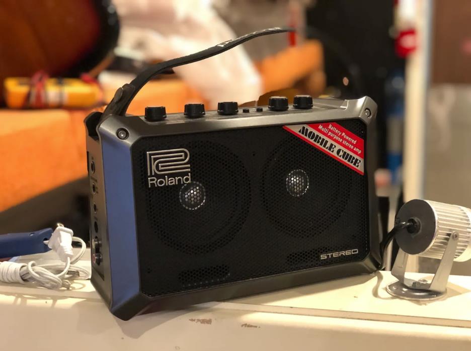 Roland Mobile Cube FOR PARTS NOT WORKING