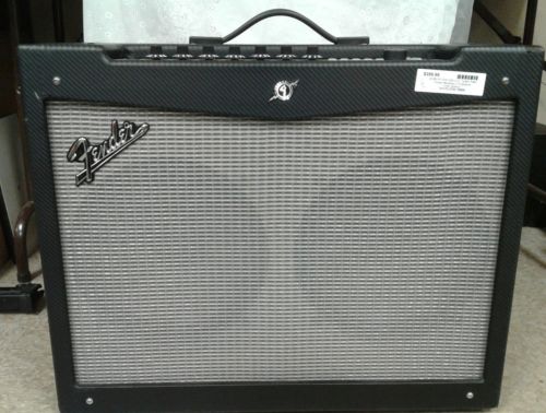 Fender Mustang lV Ampliphier *21172