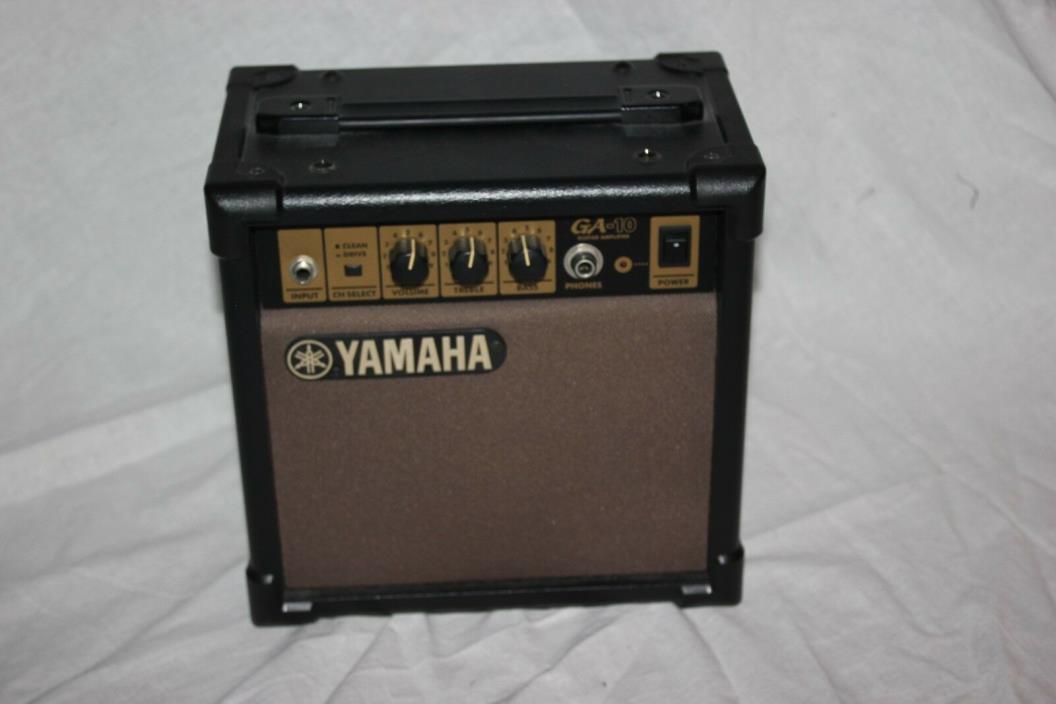 Yamaha GA-10 Portable Solid State Electric Guitar Amplifier Practice Amp