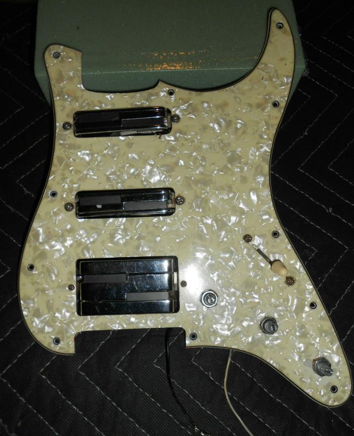 Alumitone loaded pickguard, Stratocaster HSS Lace 2008 guitar pickups (set of 3)