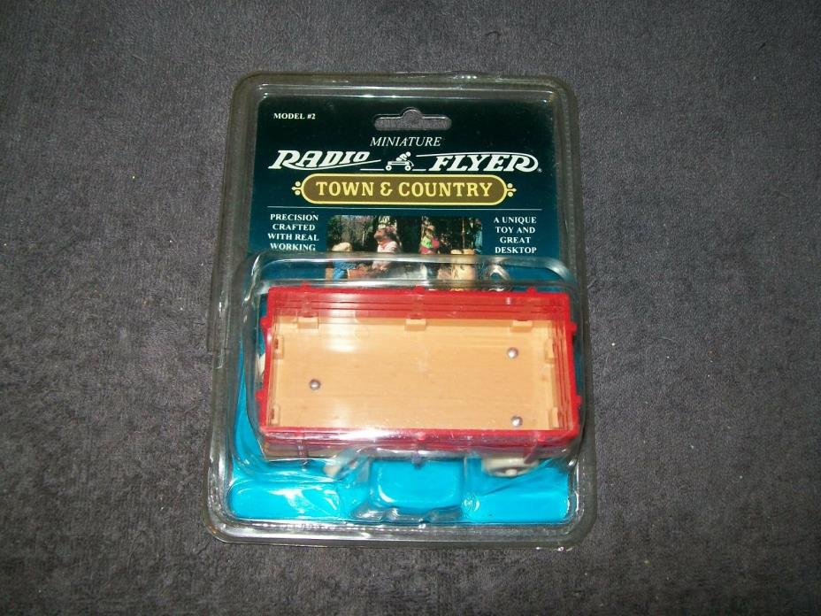 1993 MINIATURE RADIO FLYER TOWN & COUNTRY WAGON - MODEL #2