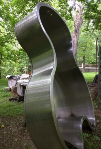 Tub, Stainless Steel Hydrotherapy, Fish Pond too! Guitar Shaped!