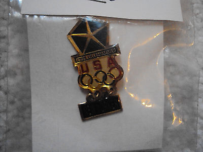 Chrysler1994 littlehammer New Yorker pin back