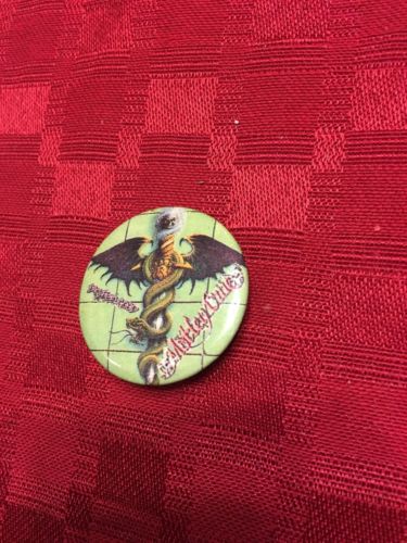 MOTLEY CRUE DR FEELGOOD green Rock Band Lapel Pin Button Pinback