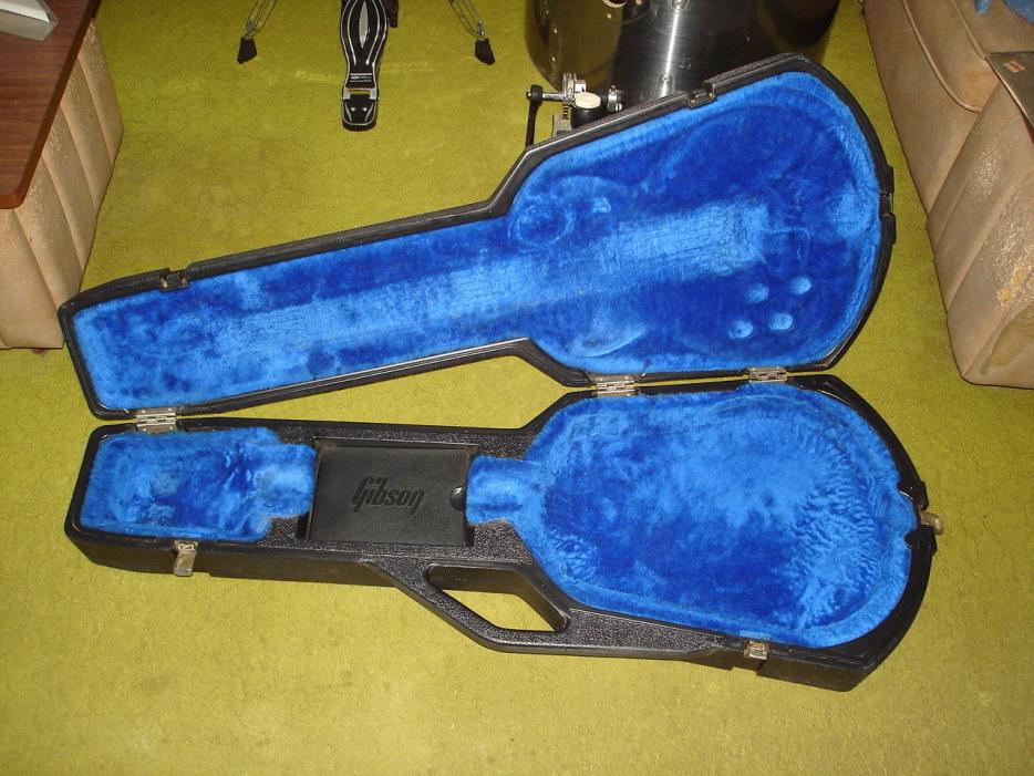 Vintage Gibson Chainsaw Case...70s/80s...Clean Condition