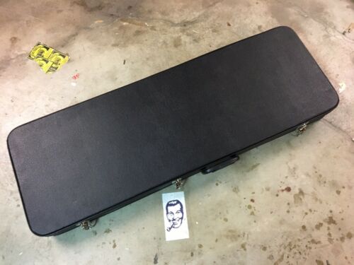 Road Runner Universal Electric Guitar Hard Shell Case Stratocaster Telecaster