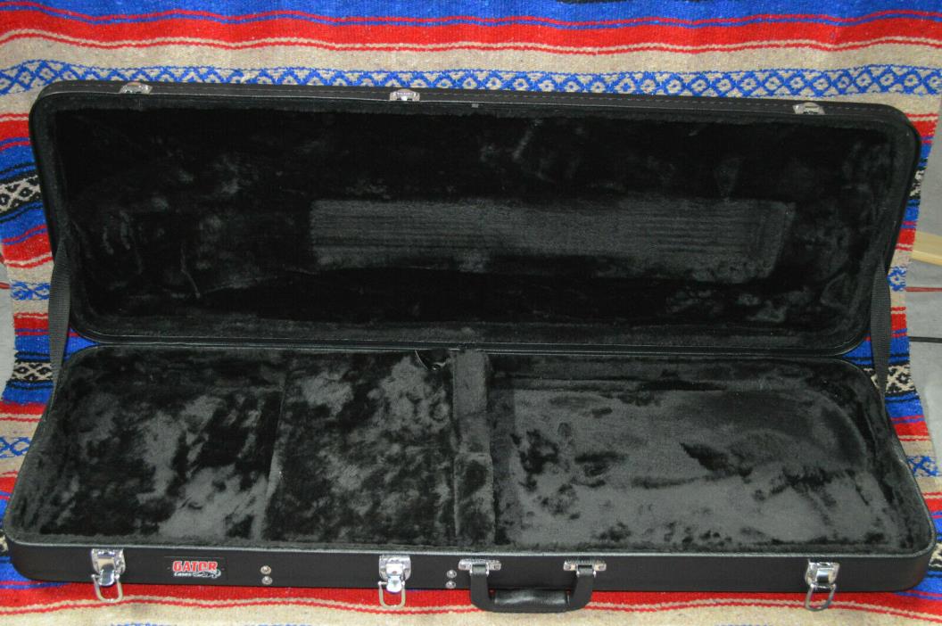 NICE! Gator Black Wood Hardshell Plush Fabric Lined Electric or Bass Guitar Case