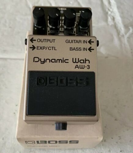 Boss AW-3 Dynamic Auto Wah Guitar Bass Effect Pedal Stomp Box Great Condition