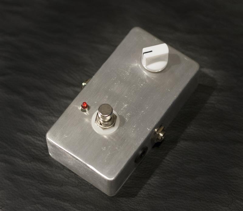 Mosfet clean boost Clone pedal  - Chicago Stompworks - bare aluminum finish