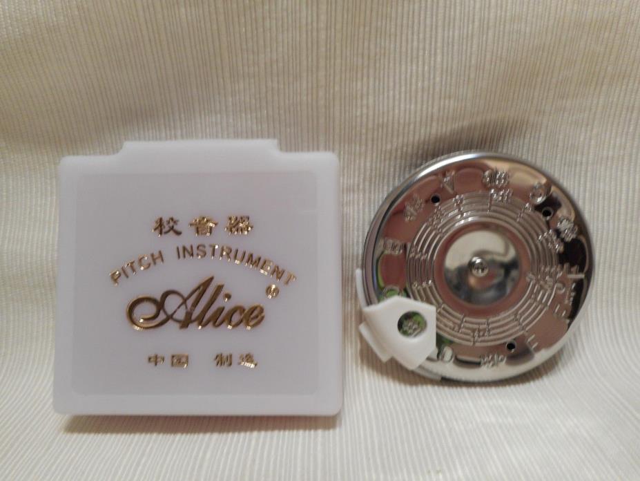 NEW F-F CONDUCTORS ROUND METAL PITCH PIPE IN CASE