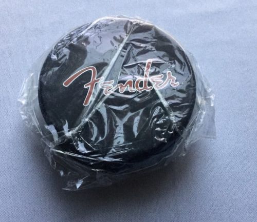 FENDER HOCKEY PUCK WITH FENDER STRINGS TEE SHIRT LARGE