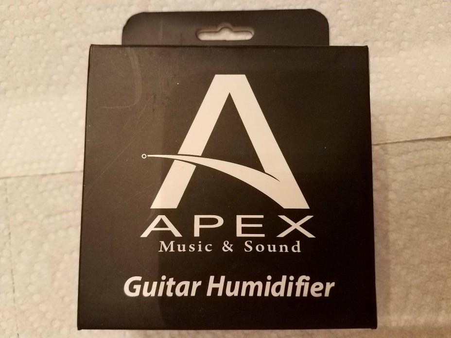 APEX Pemium Guitar Humidifier -  Extra Antimicrobial Sponge - Delayed Release