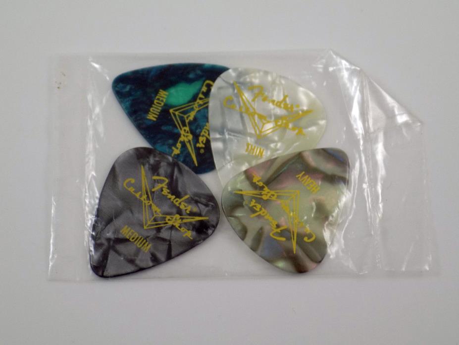 4 Fender Custom Shop Guitar Picks Thin Medium Heavy 351 Shape