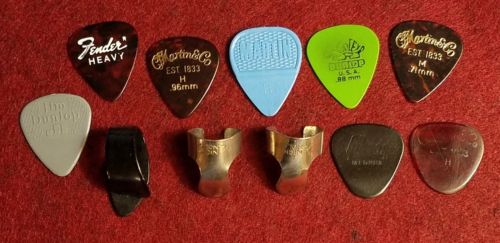 11 Vintage Celluloid,Metal Guitar Picks,Martin,Gibson,Fender,Dunlop,Manoloff