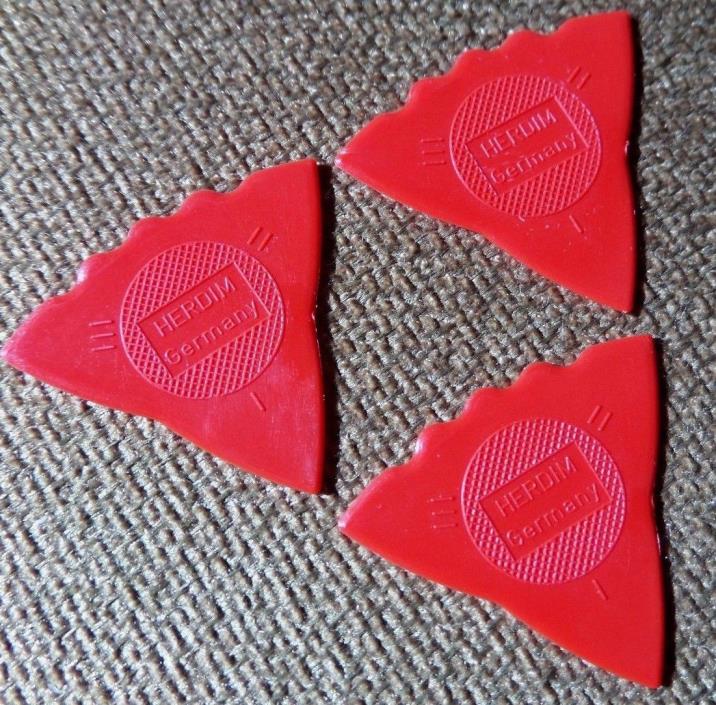 3 - Herdim Triple Sided Nylon Guitar Pick Red  MADE IN GERMANY
