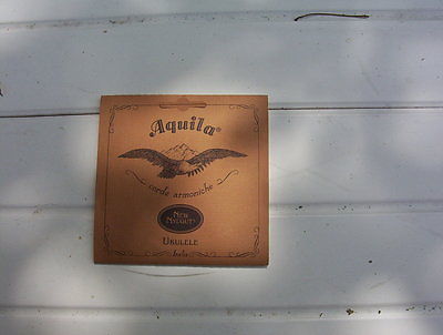 (01) AQUILA  Ukulele strings soprano regular 4U