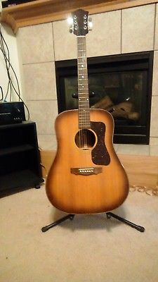 GUILD D35SB 1977 ACOUSTIC GUITAR #182645 WITH HARD CASE