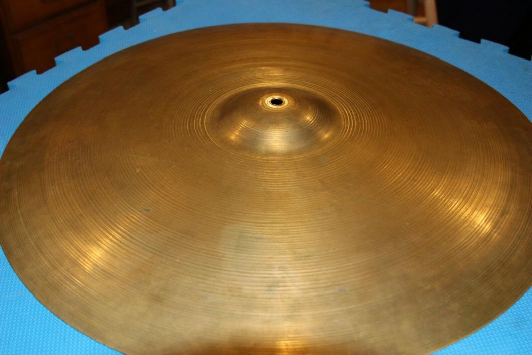 26” Zildjian vintage Ride Cymbal w case