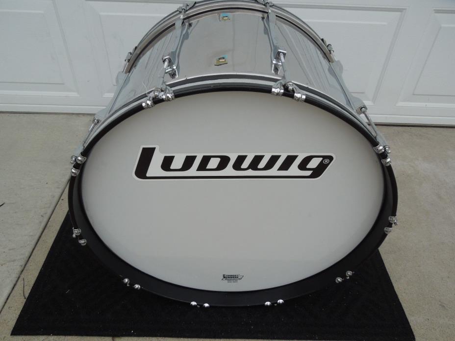 Ludwig stainless steel bass drum vintage with 10 lugs, add this to your drum kit