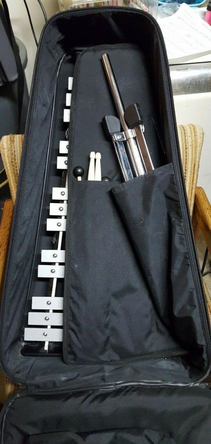 Pearl Percussion Bell Starter Kit w/ Essential Elements book 1 & 2 /rolling case