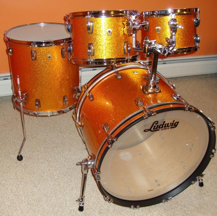 Ludwig Classic Maple 4pc Drum Set. Gold Sparkle. Absolutely Mint!