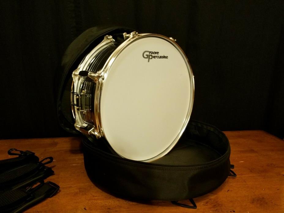 GROOVE PERCUSSION SNARE DRUM w/ CARRY CASE