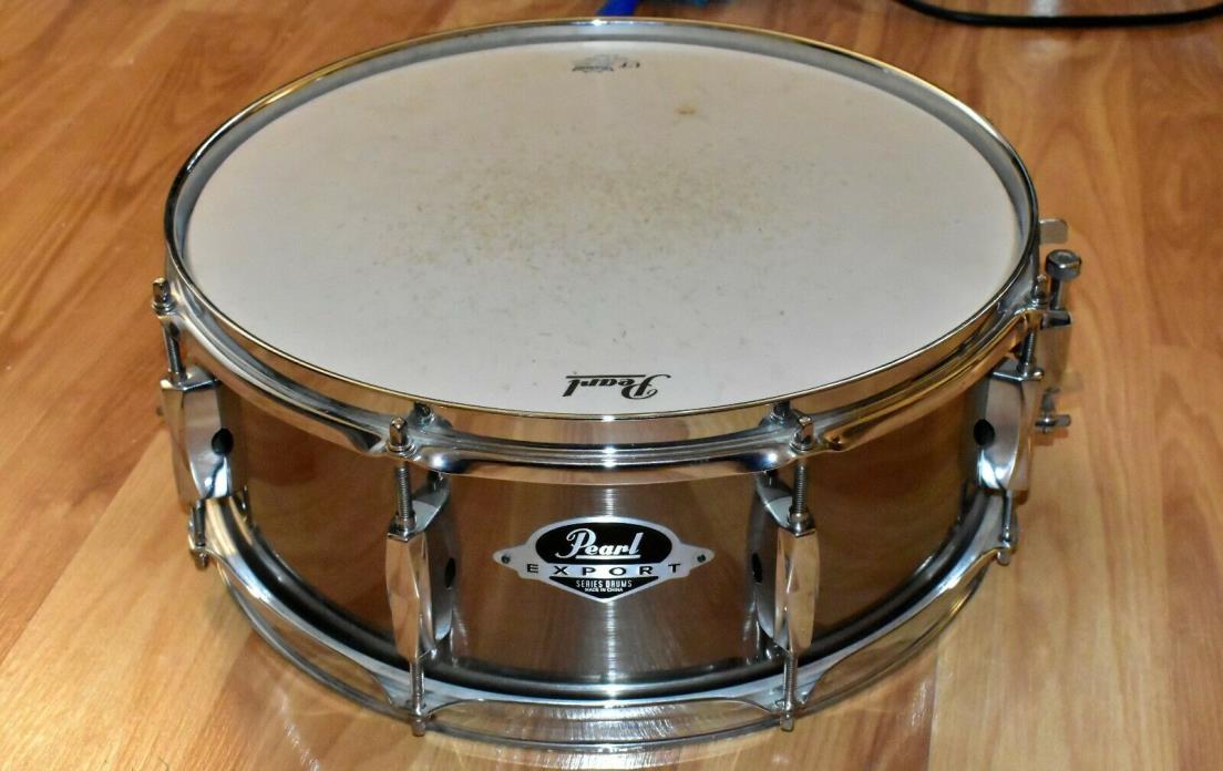 Pearl Export snare drum