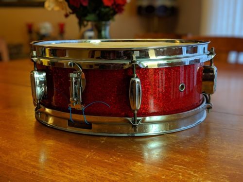 Vintage Rogers Luxor Snare drum