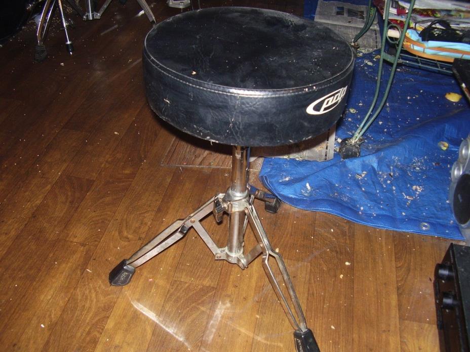pdp drum throne