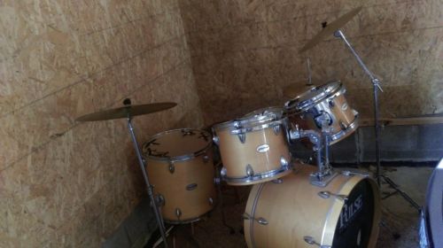 Pulse Drum Kit PERFECT STARTER KIT. Brand New Snare Head As Well