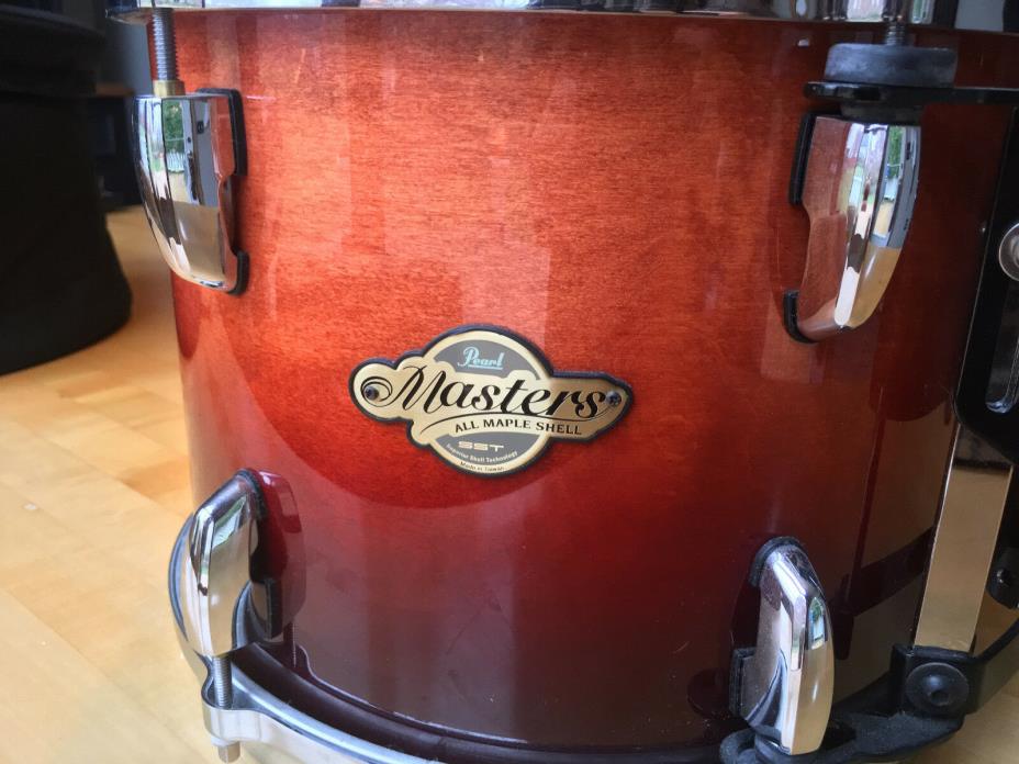 12 x 9 Pearl MCX Tom chestnut fade w/ mount and case. Masters Custom Maple Shell