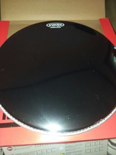 Evans Black Chrome Tom Batter Drumhead 15 in.