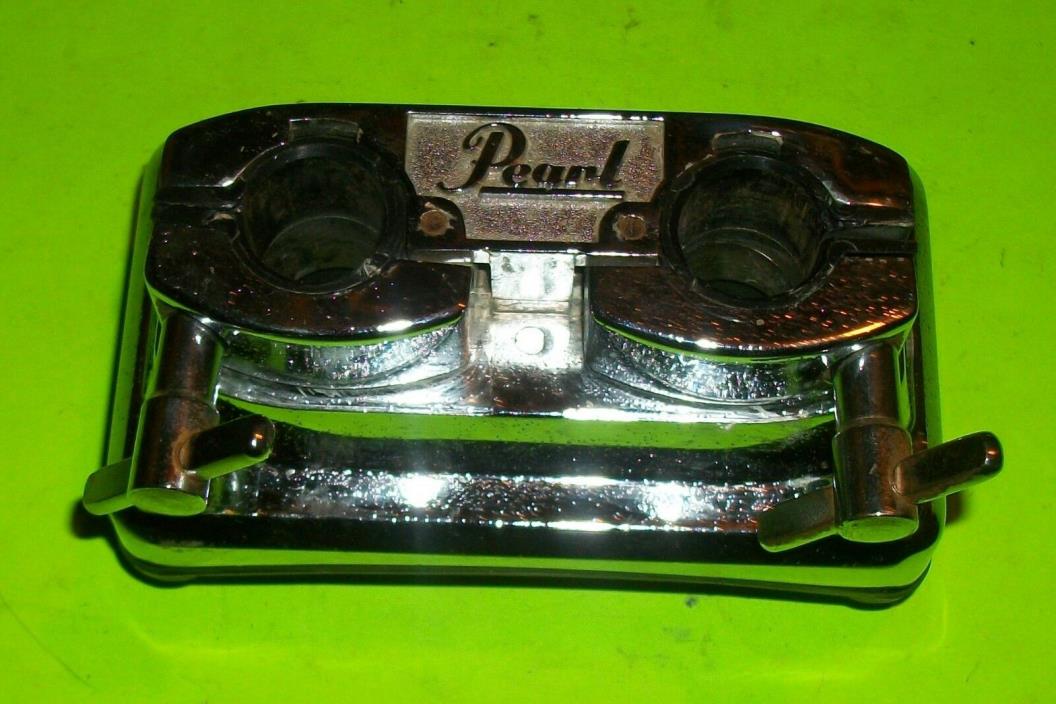 PEARL Bass Drum Tom Mount - Accepts two 7/8