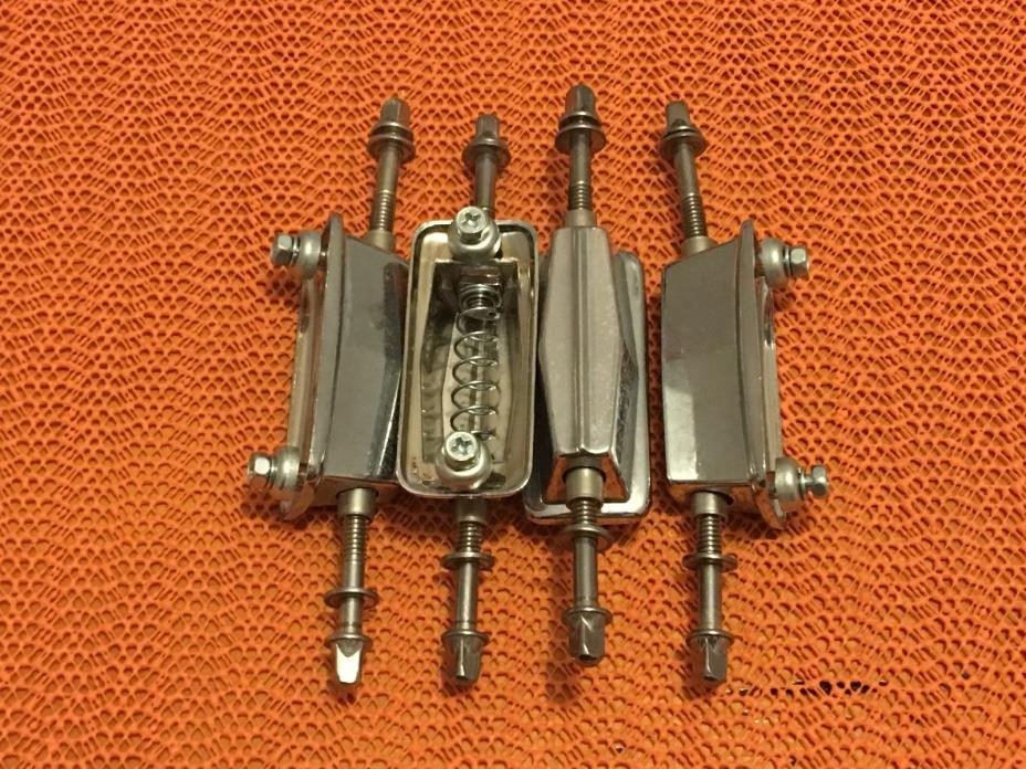 Drumset - Qty 4 - Snare Drum Lug, Rod ( INV#02902 )