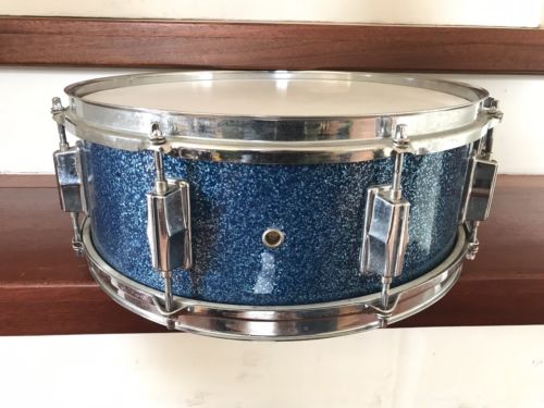 1970s MIJ Snare Drum Pearl Lugs Throw NICE Blue Sparkle