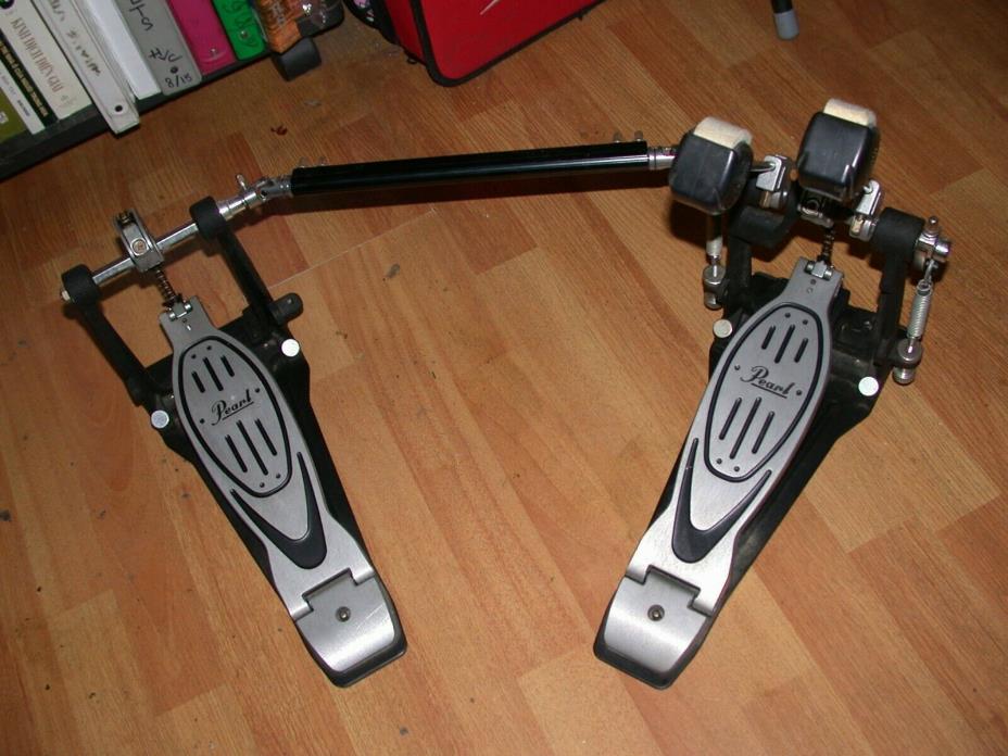 PEARL P902 DOUBLE KICK PEDAL
