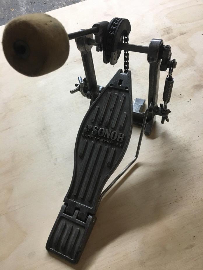Sonor Vintage Z9390 bass drum pedal - used
