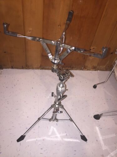 Vintage Chrome Ludwig Snare Drum Stand