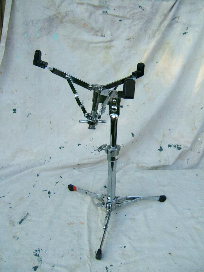Snare stand , Pearl
